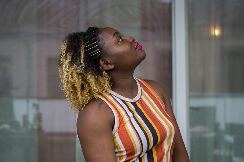 coiffure de flemmarde avec des bobby pins