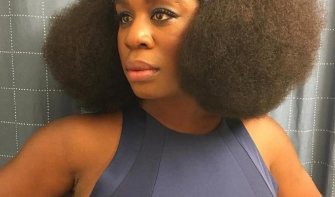 coiffure rapide sur cheveux crépus avec des bobby pins épingles à cheveux