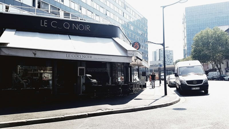 Club-des-cotonettes_lifestyle_adresse-restaurant-camerounais-le-coq-noir