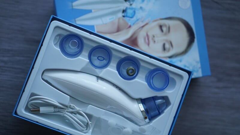 routine_visage_peaux_mixtes_pores_dilatés-