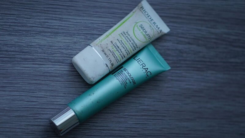 routine_visage_peaux_mixtes_pores_dilatés-