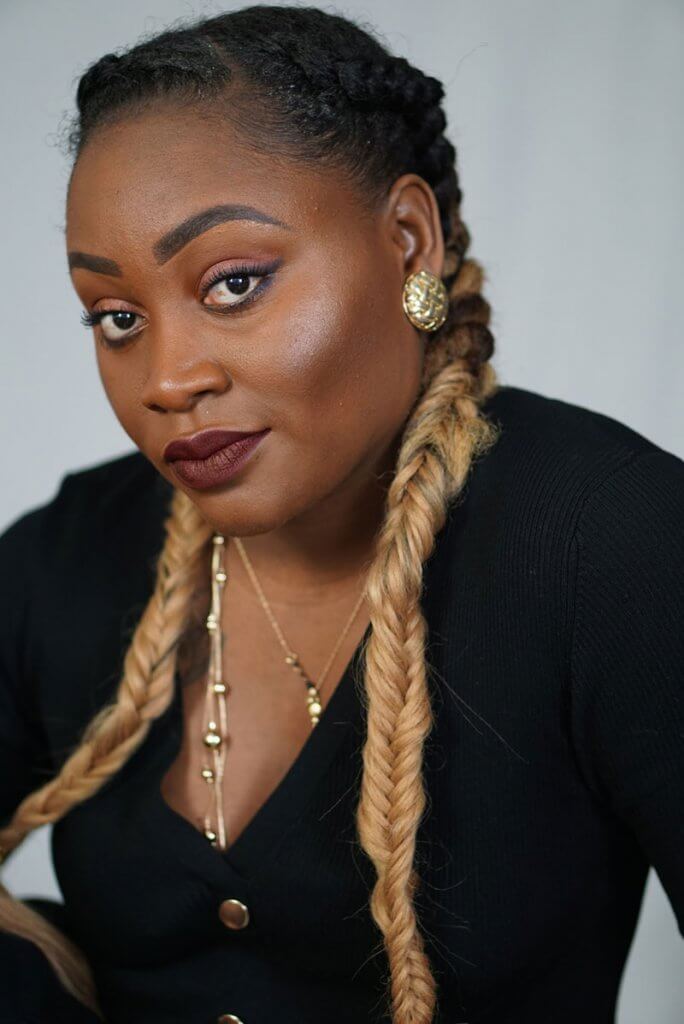 coiffures rapides et faciles sur cheveux crépus pour les fetes de fin d'année soirées