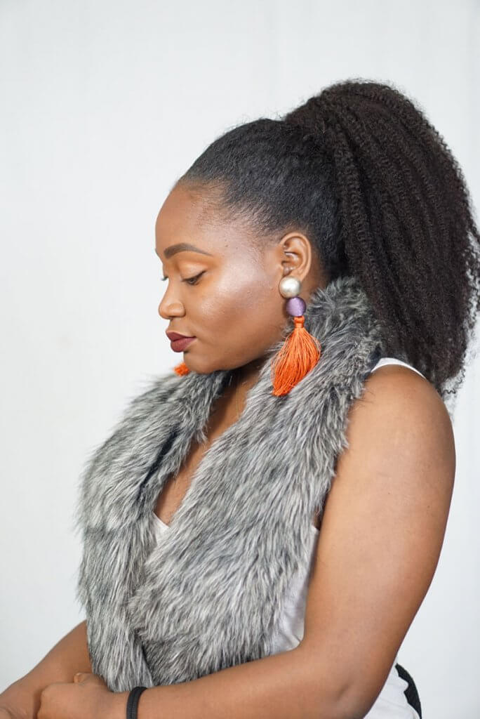 coiffures rapides et faciles sur cheveux crépus pour les fetes de fin d'année soirées