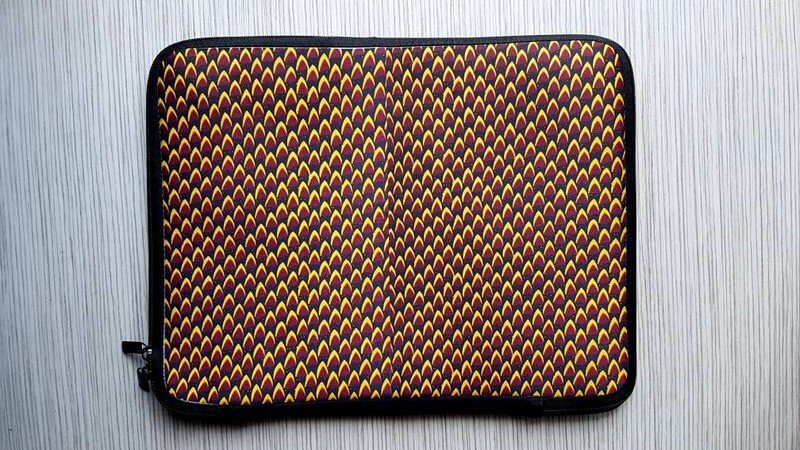 club-des-cotonettes_Saint-valentin-cadeau-pour-lui tablette ordinateur afrooprints wax