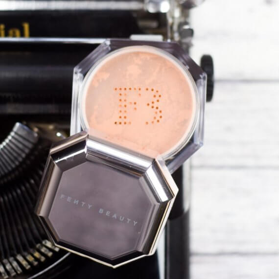 FENTY BEAUTY BY RIHANNA PRO FILT’R INSTANT RETOUCH SETTING POWDER