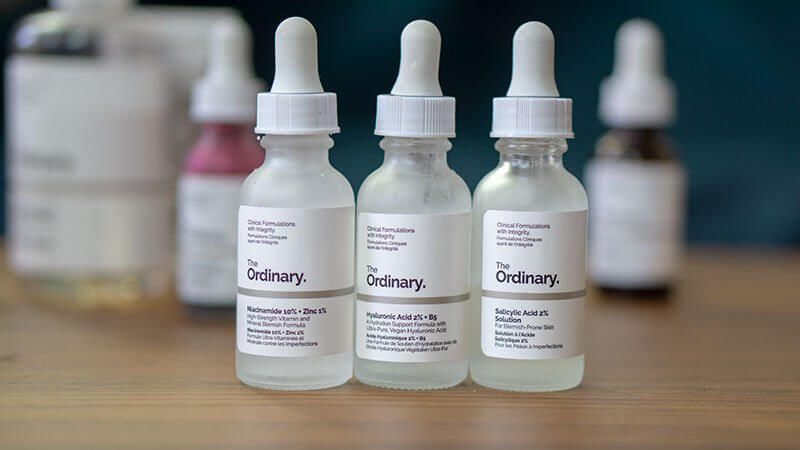 the ordinary revue et idée de routine hydratation pour la peau pas chère