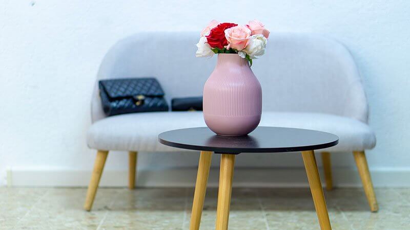 maquillage par Richier makeup pour le club des cotonettes coloré et pop sur peau noire