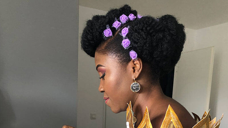 la mariee était naturelle coiffure sur cheveux crépus naturels pour une mariée le club des cotonettes mymou