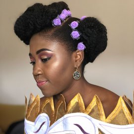 la mariee était naturelle coiffure sur cheveux crépus naturels pour une mariée le club des cotonettes mymou