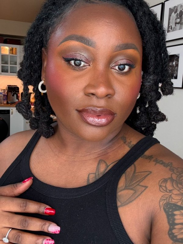 Coiffure carré de vanilles sur sisterlocks tutoriel