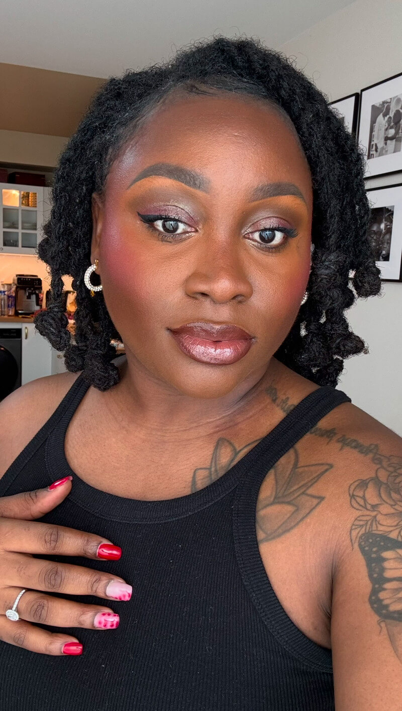 Coiffure carré de vanilles sur sisterlocks tutoriel