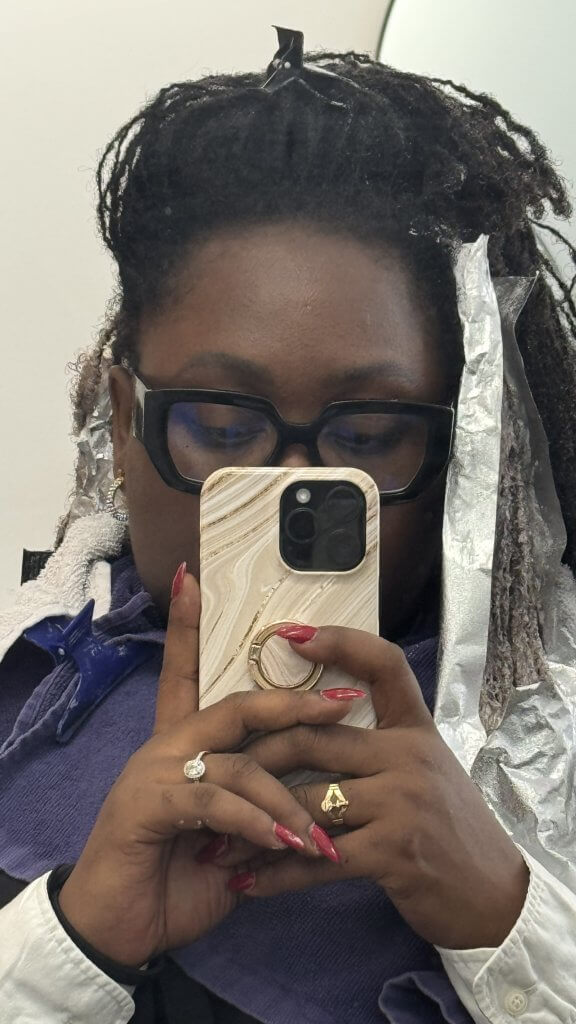 Sisterlocks. Coloration decoloration le procédé